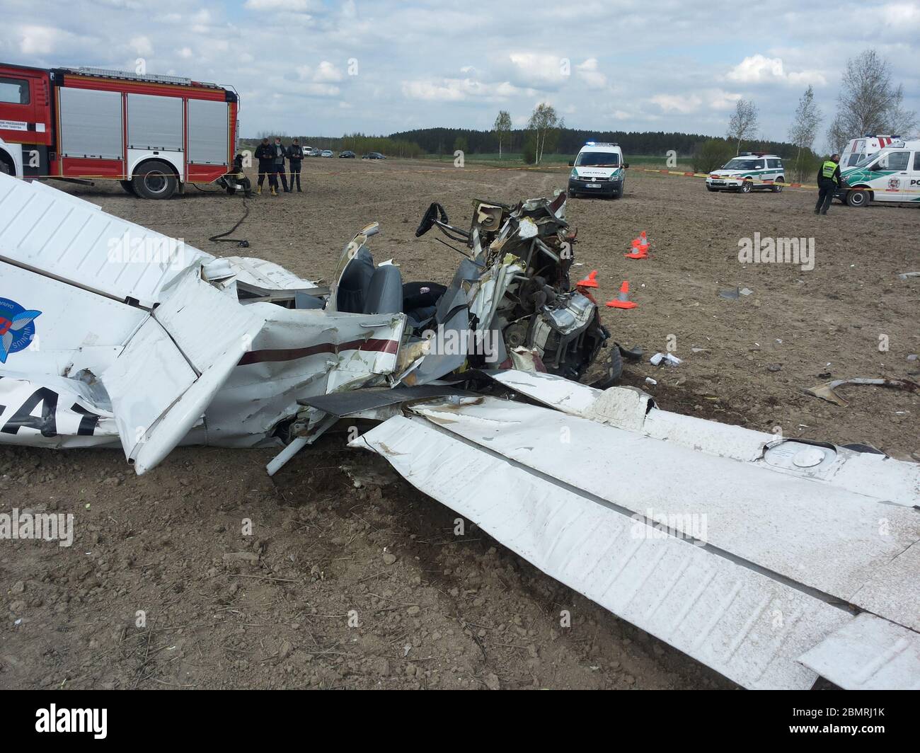 Flugzeugabsturz leichen Fotos und Bildmaterial in hoher Auflösung