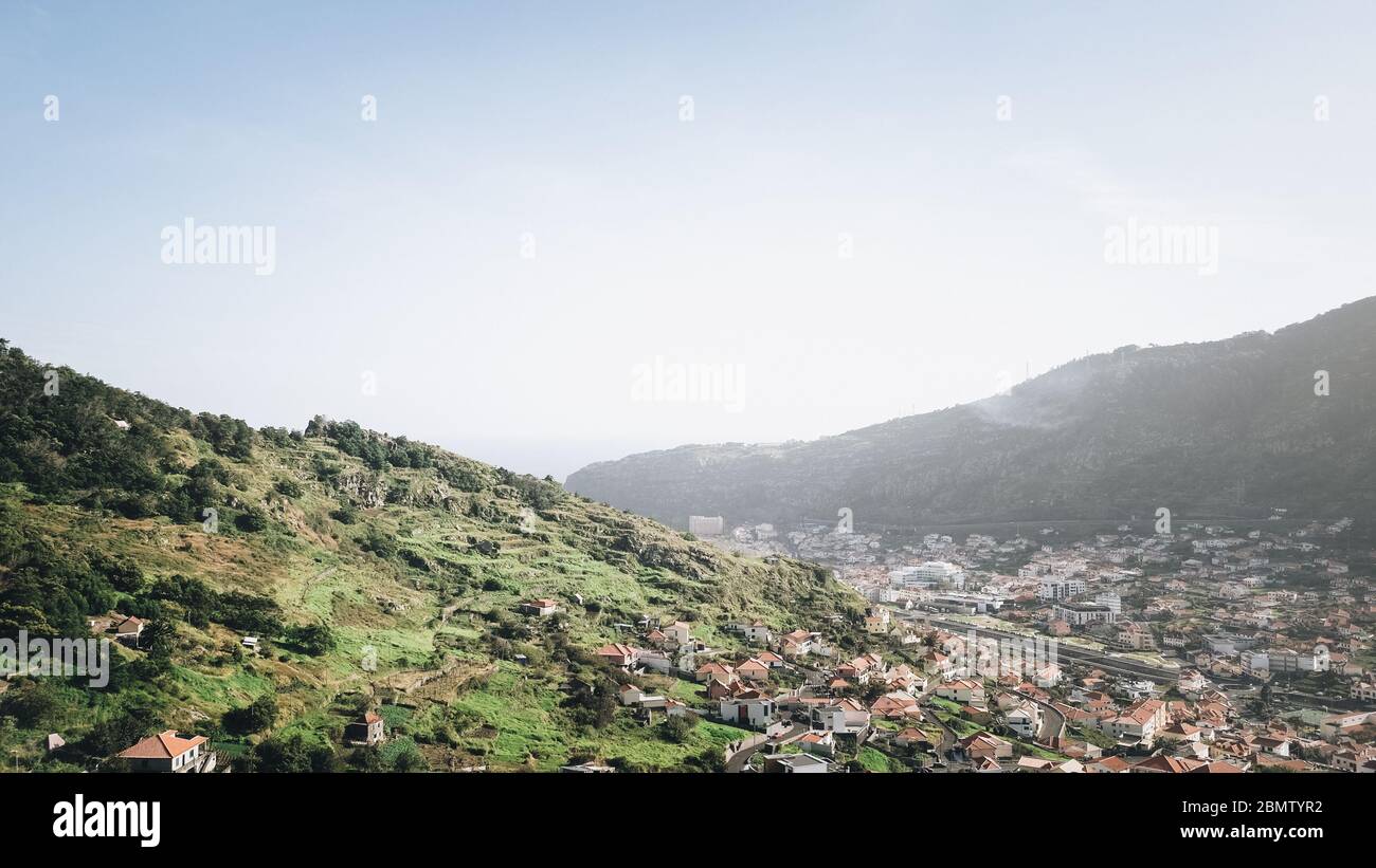 Blick auf ein Tal auf der Insel Madeira Stockfoto