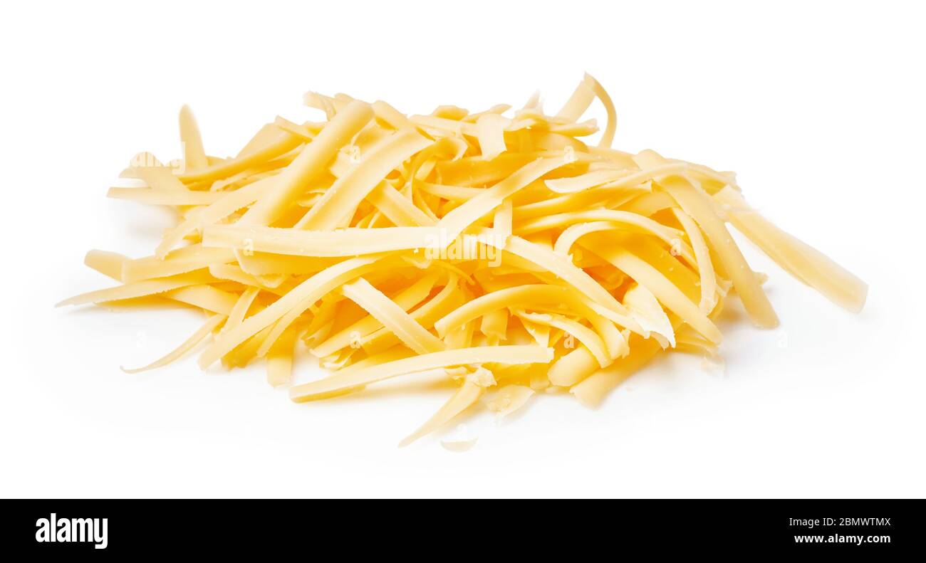 Geriebenen Käse auf weißem Hintergrund. Scheiben Käse. Stockfoto