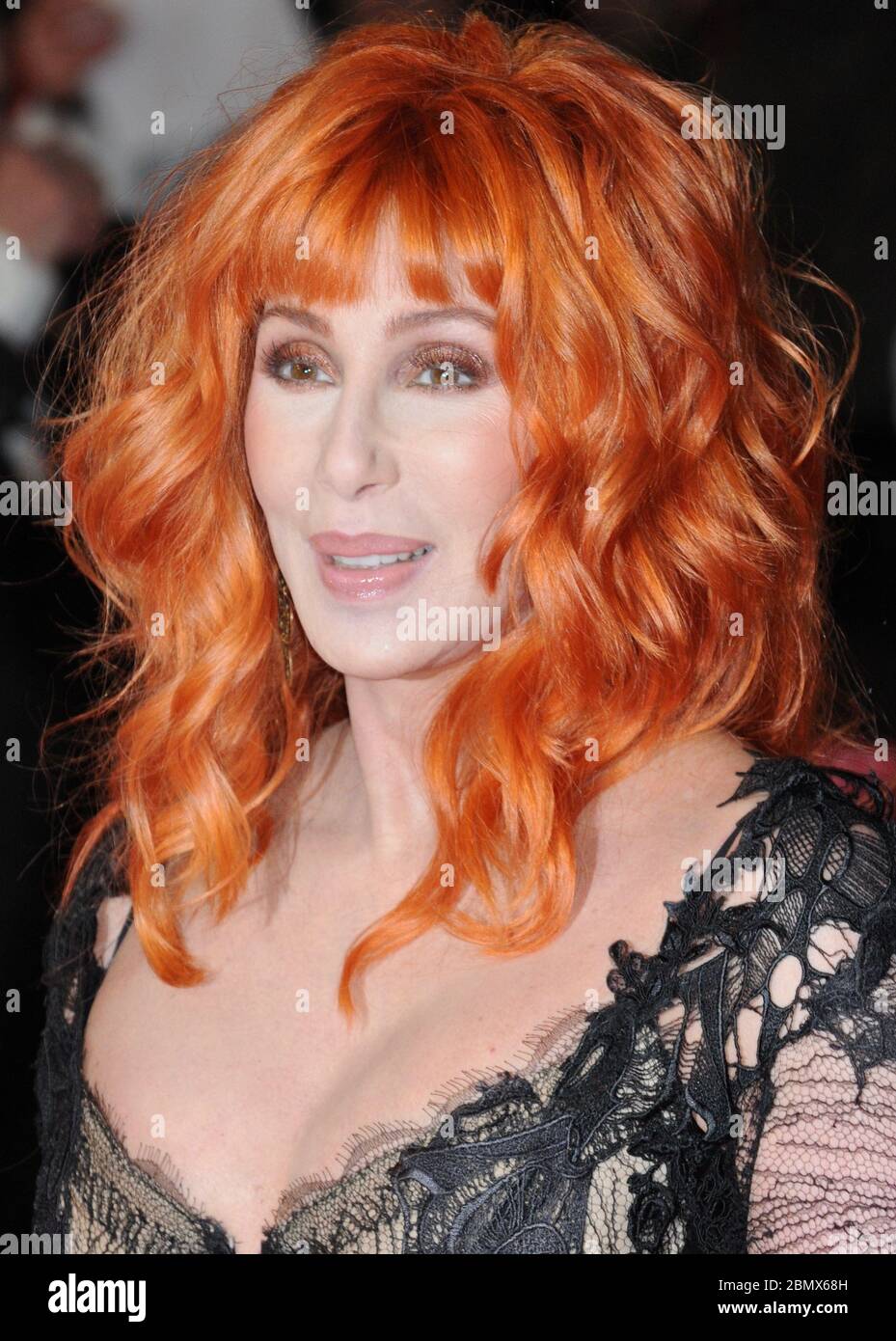 Cher. UK Premiere von 'Burlesque', Empire Leicester Square, London. GROSSBRITANNIEN Stockfoto