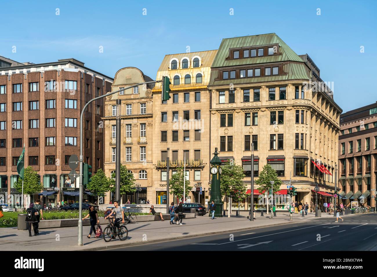 Königsalle Ecke Theodor-Körner-Straße, Landeshauptstadt Düsseldorf, Nordrhein-Westfalen, Deutschland, Europa und Theodor-Körner-Straße, Stockfoto