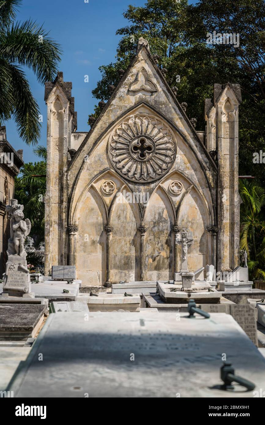 Kirche auf dem Friedhof Colon, Stadtteil Vedado, Havanna, Kuba Stockfoto