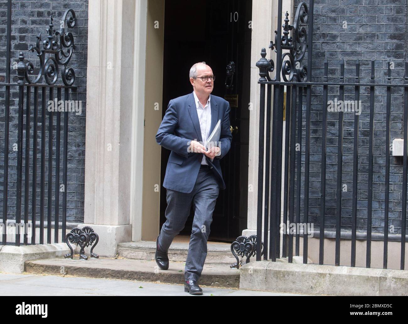 London, Großbritannien. Mai 2020. Sir Patrick Vallance, Chief Scientific Officer, verlässt die Downing Street 10. Quelle: Mark Thomas/Alamy Live News Stockfoto