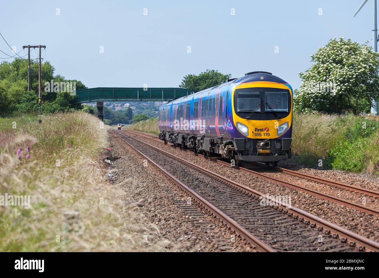 Erster TransPennine Express Siemens Desiro Zug 185 185119 vorbei an Horwich, Lancashire Stockfoto