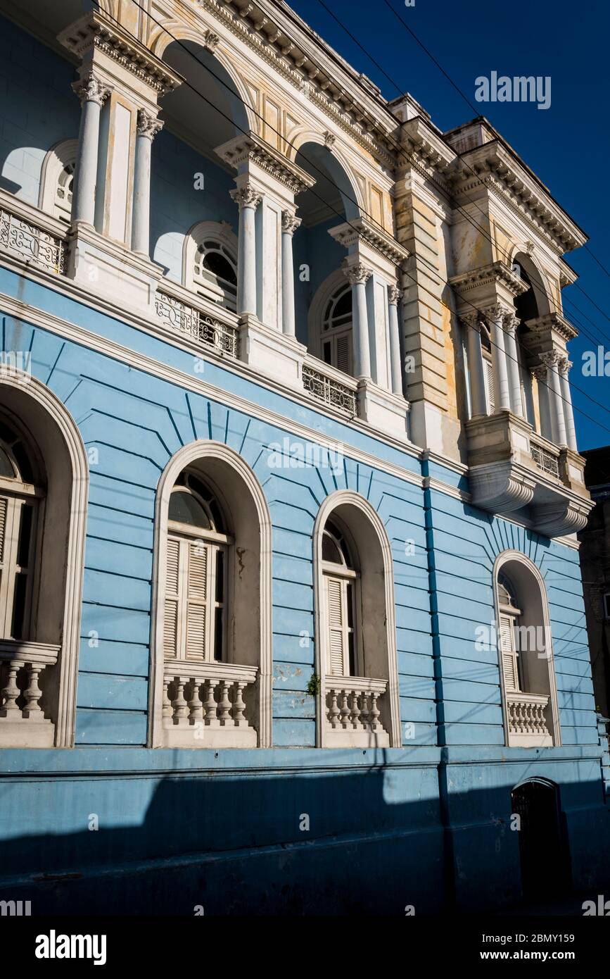 Neu renoviert historischen Gebäude, Calle Heredia, eine Straße für Unterhaltung, Santiago de Cuba, Kuba bekannt Stockfoto