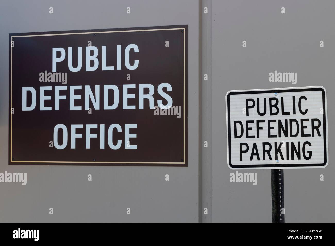 Amt Des Öffentlichen Verteidigern. Ein öffentlicher Verteidiger ist ein Anwalt ernannt, um Menschen zu vertreten, die sonst nicht vernünftigerweise leisten können, einen Anwalt zu mieten. Stockfoto