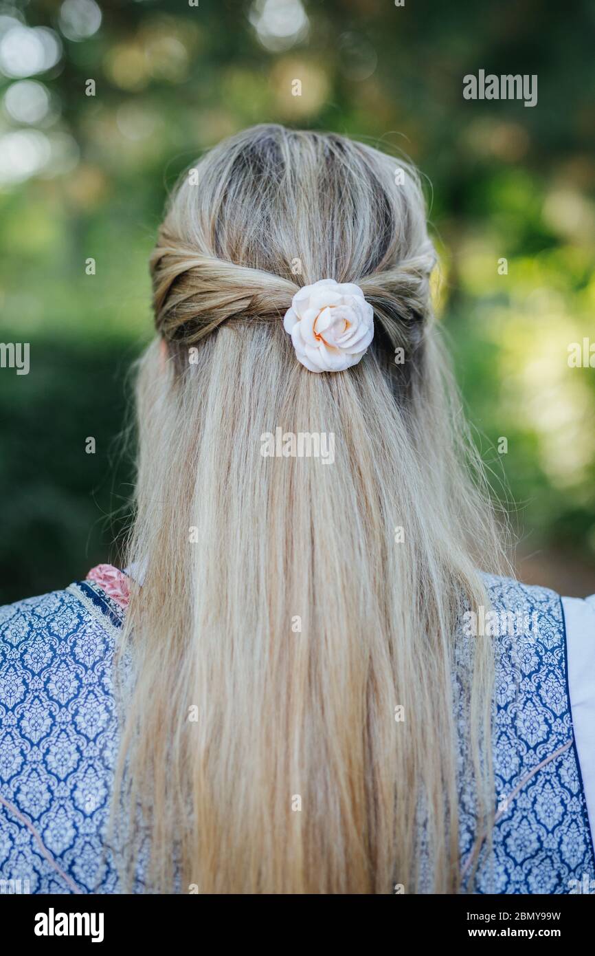 Traditionelle bayerische Tracht, Dirndl Stockfoto