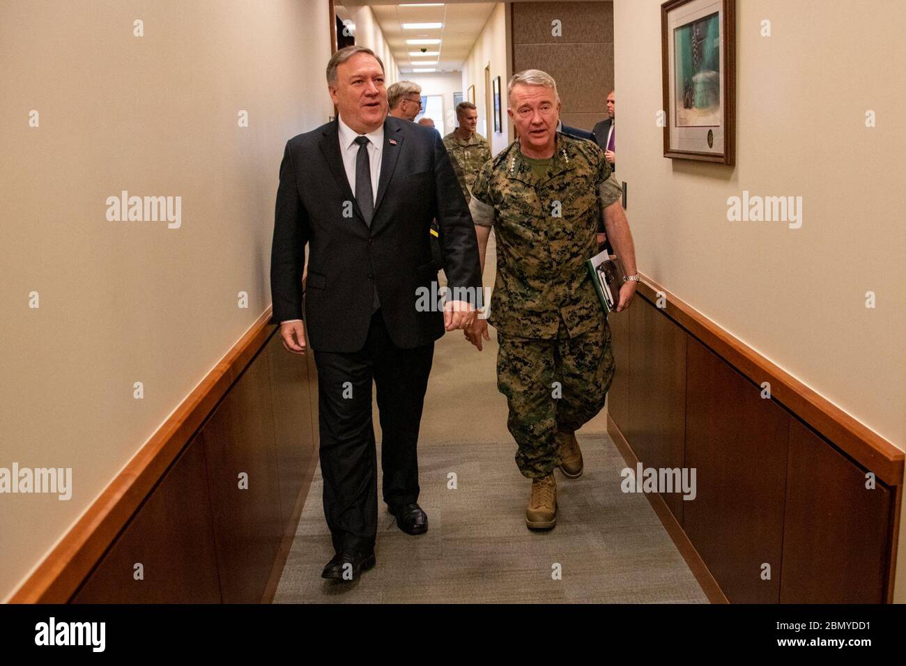 Am 18. Juni 2019 nahm der US-Außenminister Mike Pompeo an Gesprächen im US-Zentralkommando und im US-Sondereinsatzkommando auf der MacDill Air Force Base in Tampa, Florida, Teil, um sich mit Sicherheits- und Militäroperationen in der Region zu befassen. Stockfoto