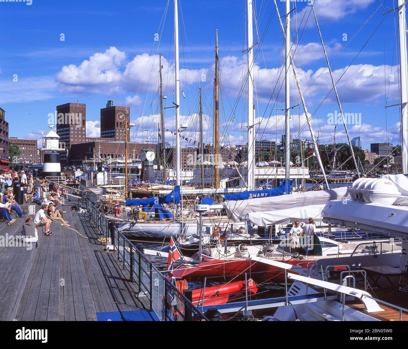Hafenpromenade, Aker Byrgge, Centrum, Oslo, Königreich Norwegen Stockfoto