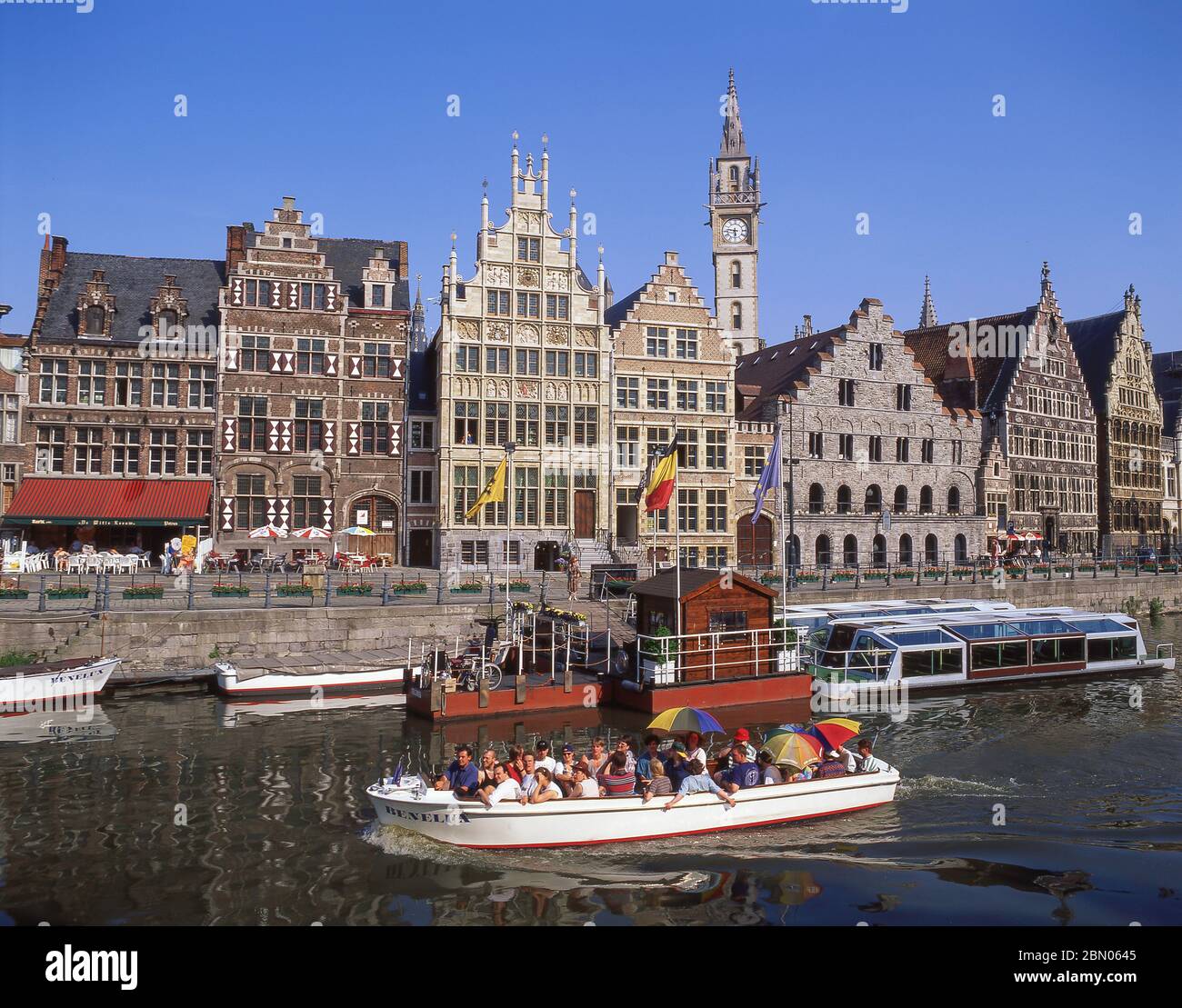 Canal Boat Quay, The Graslei, Gent (Gent), Provinz Ostflandern, Königreich Belgien Stockfoto