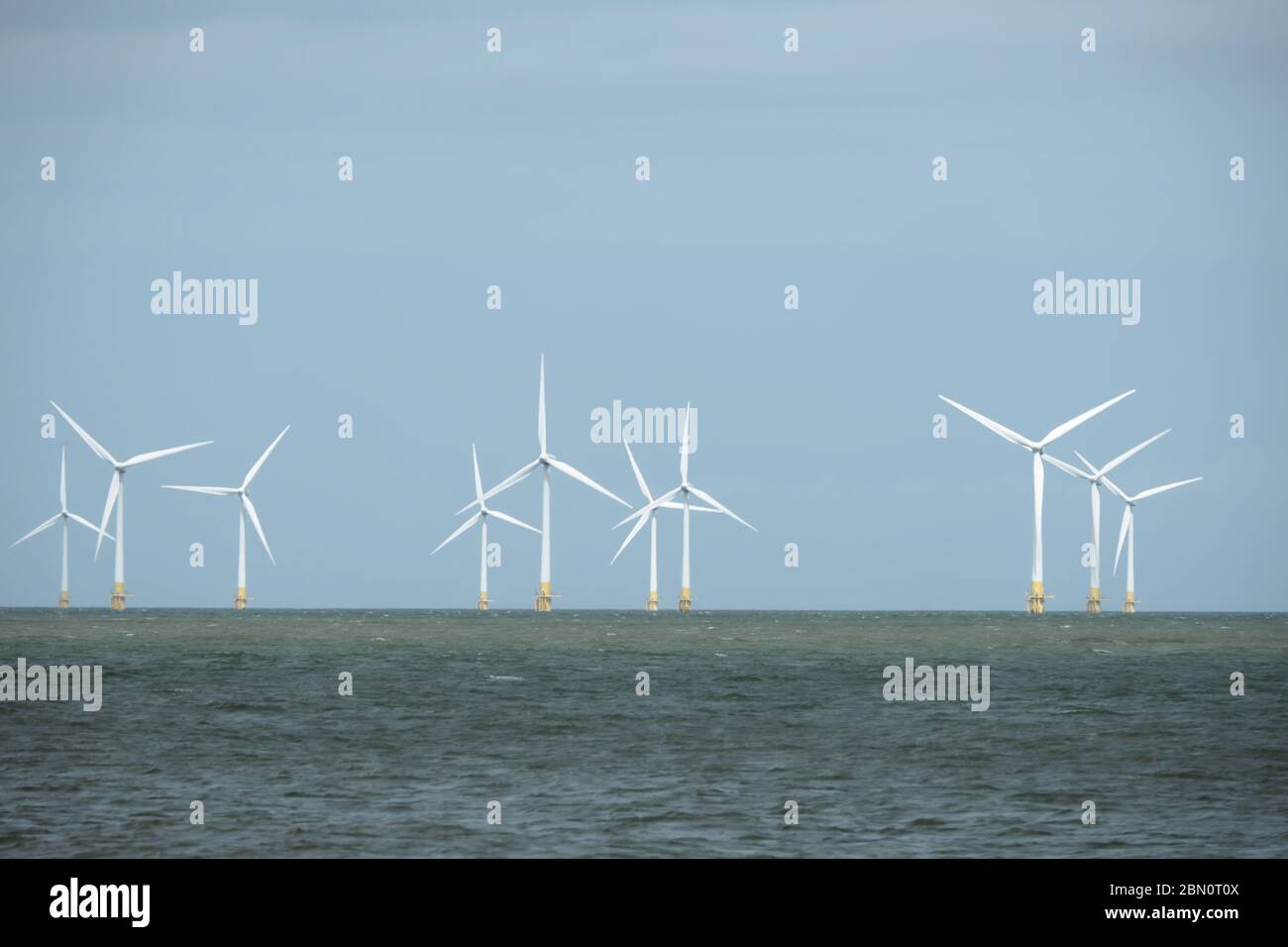 Scroby Sands Windpark direkt an der Küste von Great Yarmouth Norfolk England Stockfoto