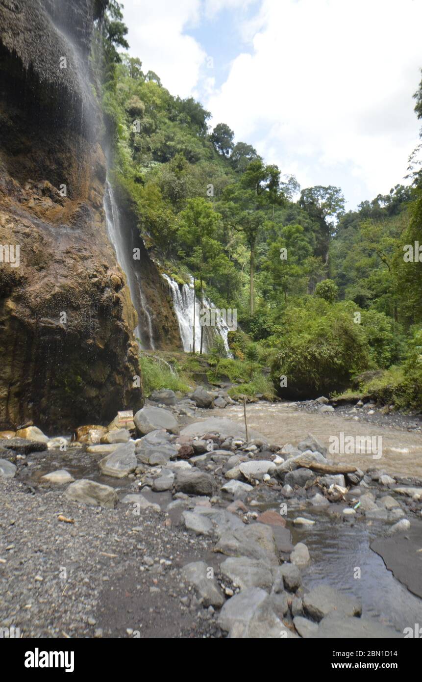 Canyon Wanderweg im Tumpak Sewu Wasserfall Stockfoto