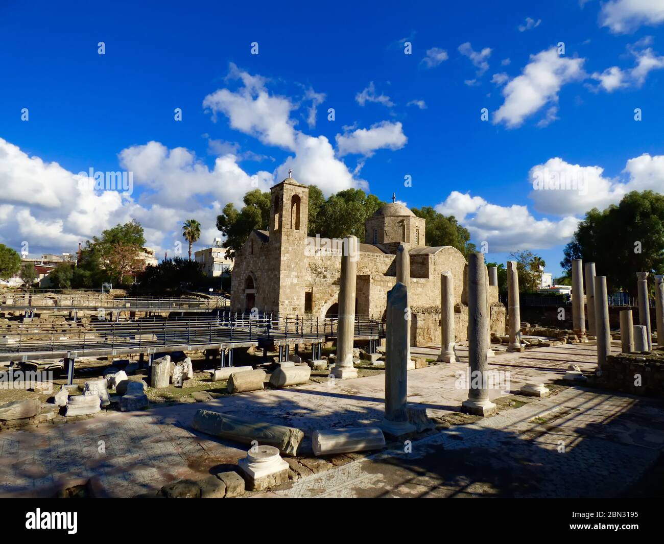 Mittelalterliche Agia Kyriaki Chrysopolitissa Kirche in Paphos, Zypern Stockfoto
