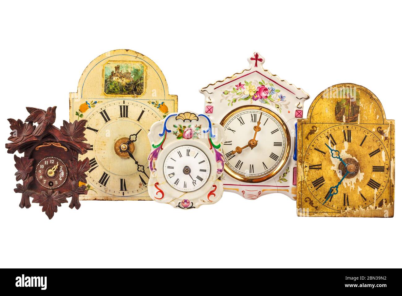 Fünf verschiedene Kitsch Vintage Uhren isoliert auf weißem Hintergrund Stockfoto