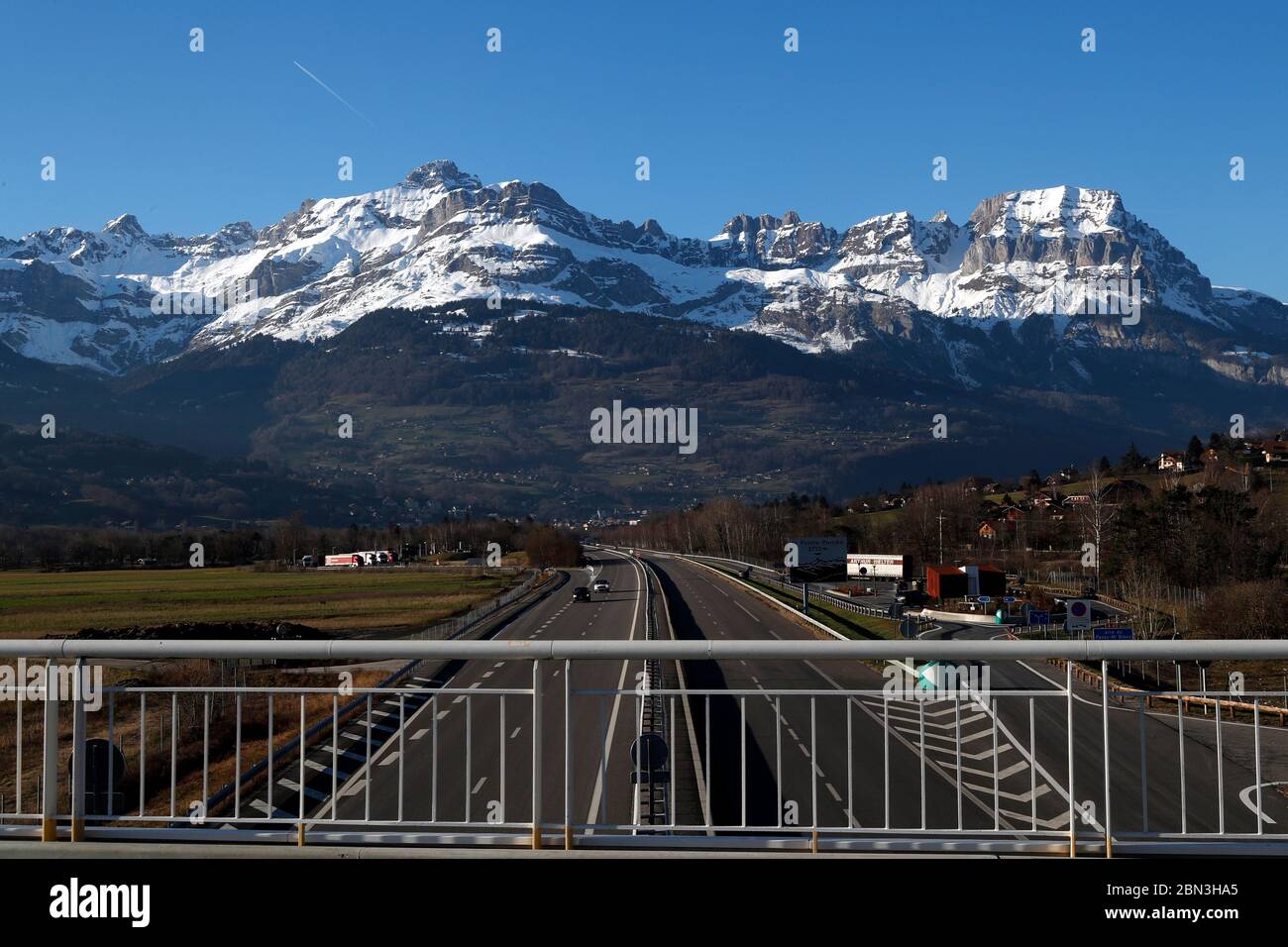 Französische Alpen. Hoch, A 40. Frankreich. Stockfoto