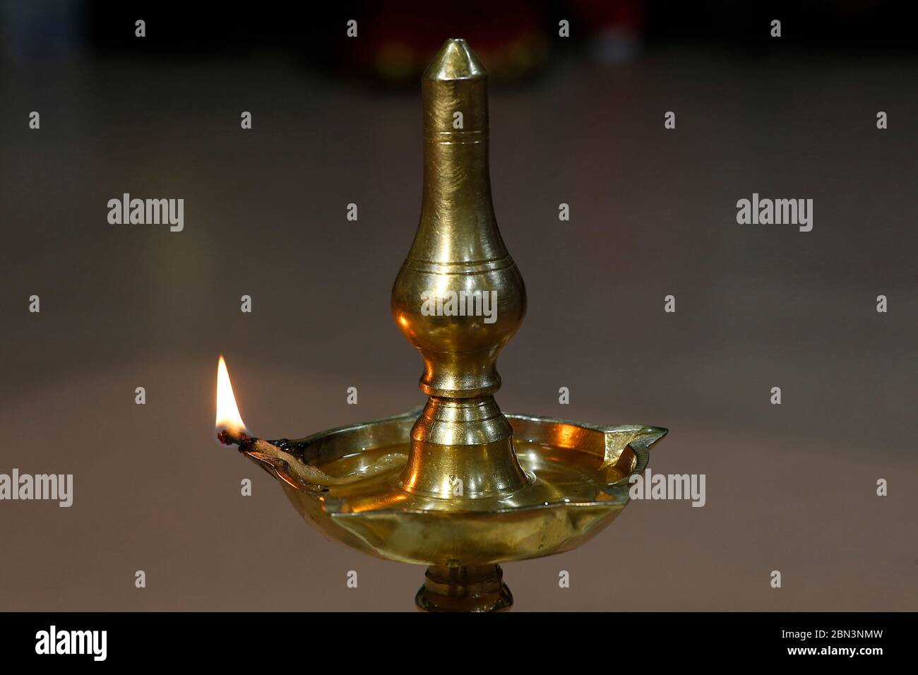 Diwali-Feier im Highgate Hill Murugan Tempel, London, Großbritannien Stockfoto