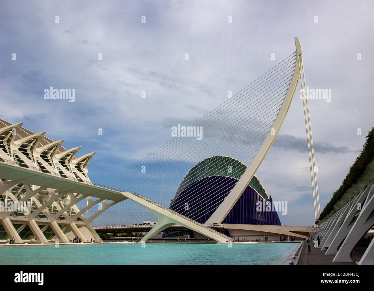 Die Assut de l'Or Brücke in der Stadt der Künste und Wissenschaften in Valencia, Spanien Stockfoto