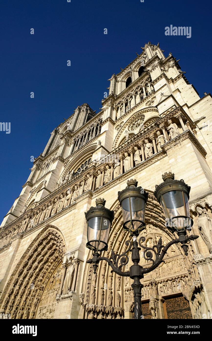 Westfassade der Kathedrale Notre-Dame de Paris in Ile De la Cite.Paris.Frankreich Stockfoto