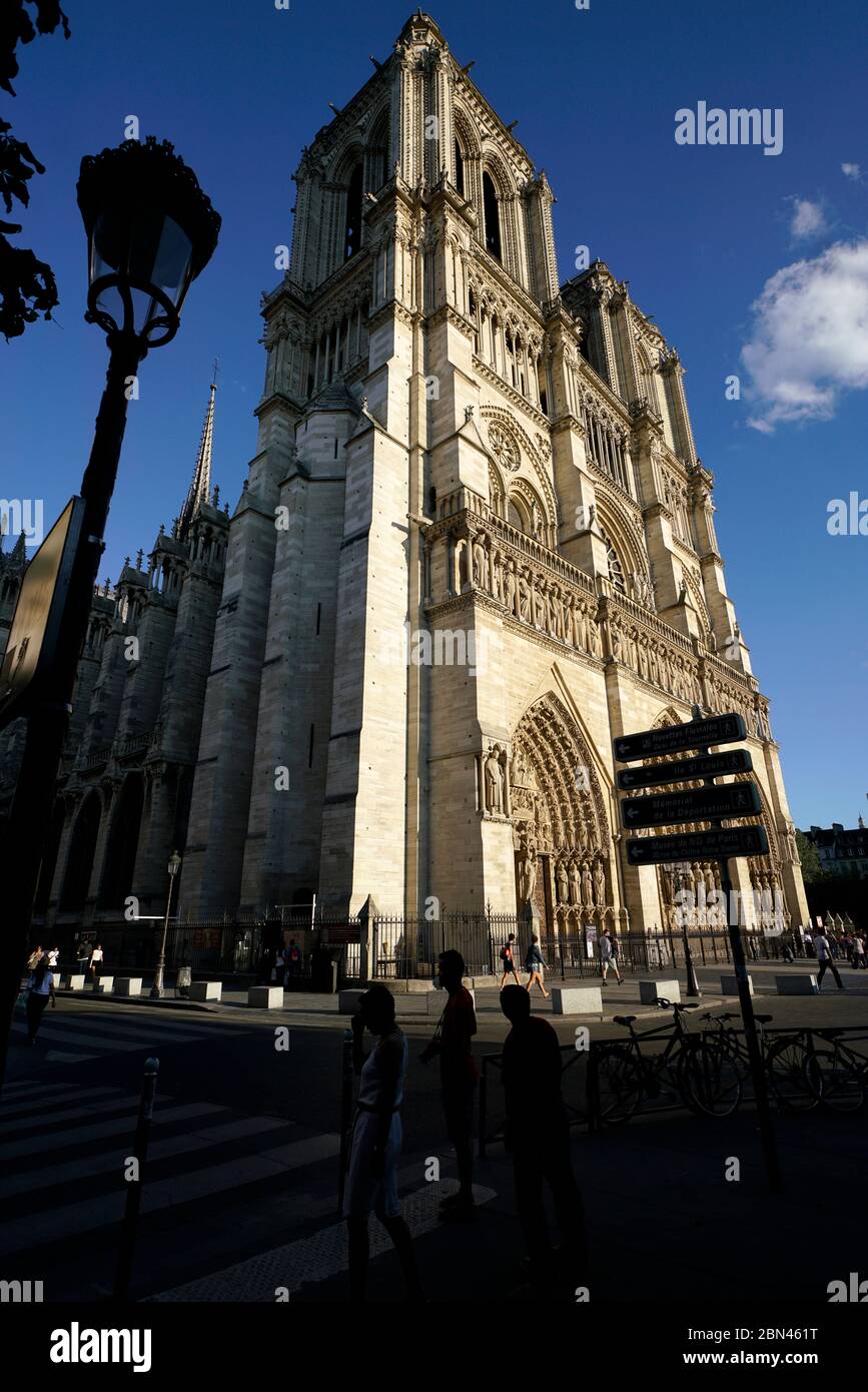 Westfassade der Kathedrale Notre-Dame de Paris in Ile De la Cite.Paris.Frankreich Stockfoto