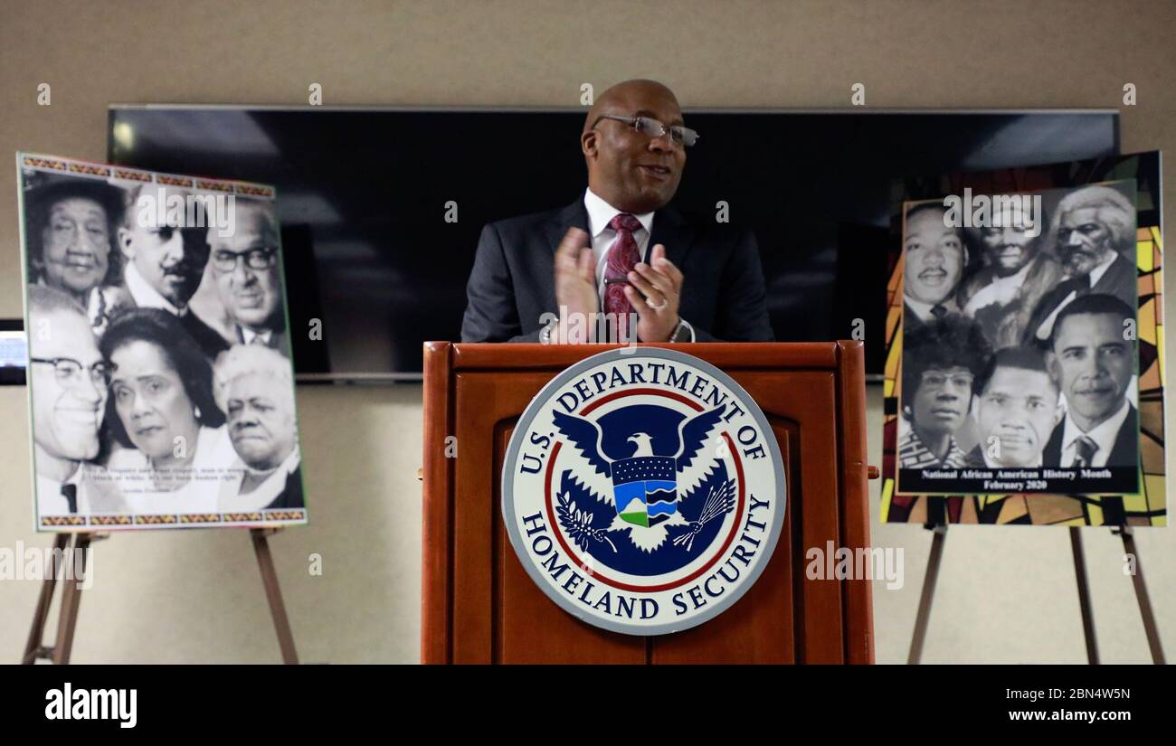 Das U.S. Customs and Border Protection Privacy and Diversity Office feiert den National African American History Month während eines Programms mit Anmerkungen von Ruynard Singleton, Executive Director 0f Program Management Office Directorate (PMOD) am CBP-Hauptsitz in Washington, D.C., 27. Februar 2020. CBP Stockfoto