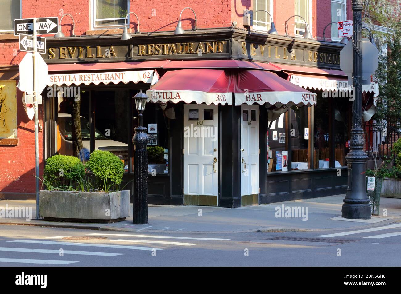 Sevilla Restaurant, 62 Charles Street, New York, NYC Foto von einem spanischen Restaurant im Stadtteil Greenwich Village in Manhattan. Stockfoto