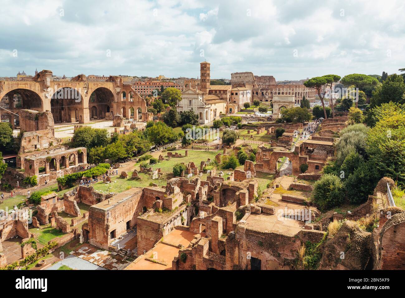 Luftaufnahme des Forum Romanum vom Palatino, Rom, Italien Stockfoto