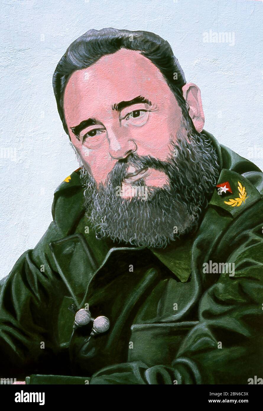 Kuba: Wandgemälde von Fidel Castro (1926 - 2016), dem kubanischen Revolutionär und politischen Führer, Baracoa, Provinz Guantanamo. Fidel Alejandro Castro R Stockfoto