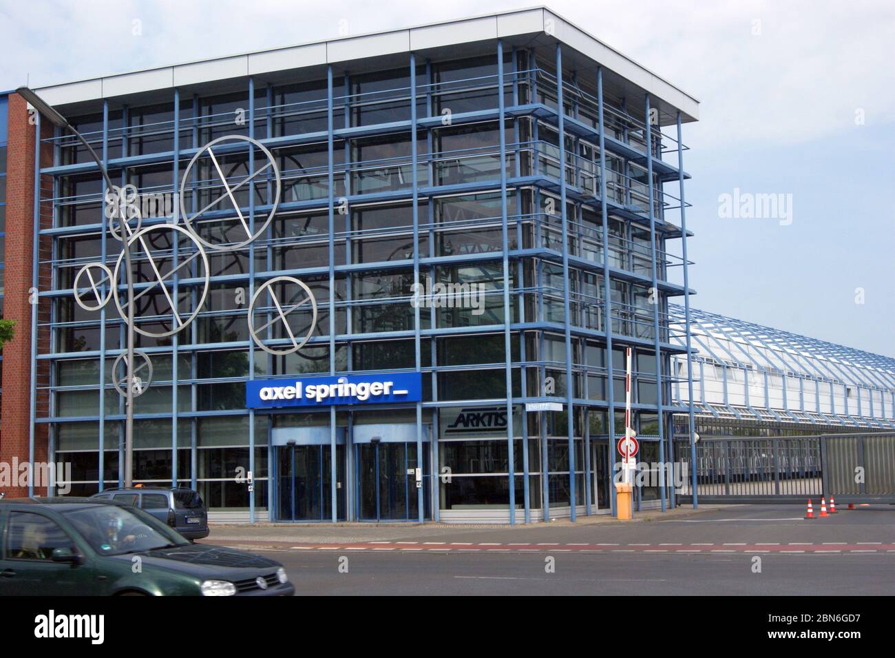 Die im November 1993 eröffnete Druckerei der Axel Springer AG am Brunsbütteler Damm 156 – 172 in Berlin-Spandau. Stockfoto