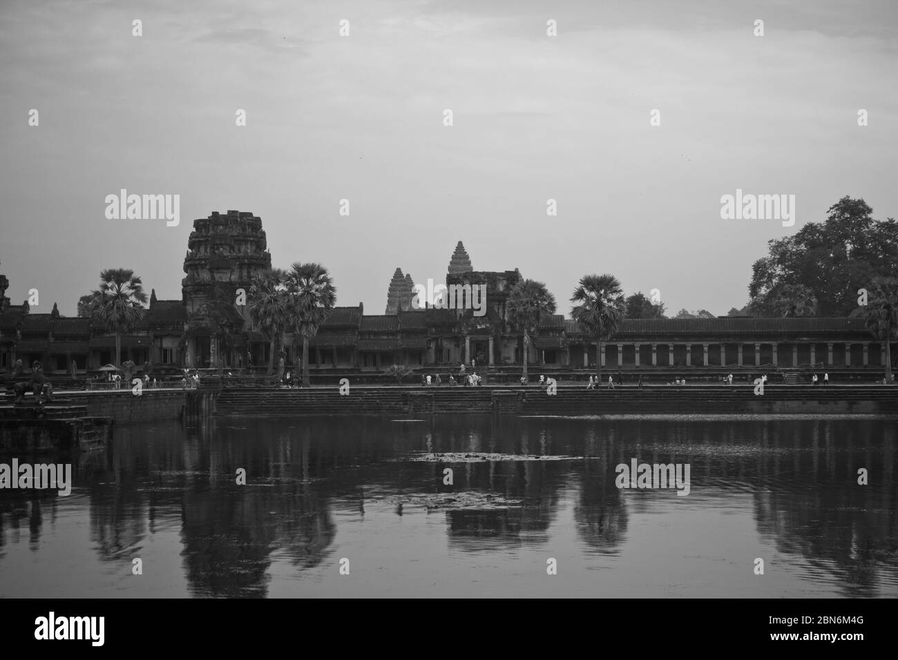 Angkor Wat ist ein Tempelkomplex in Kambodscha und ist das größte religiöse Denkmal der Welt Stockfoto