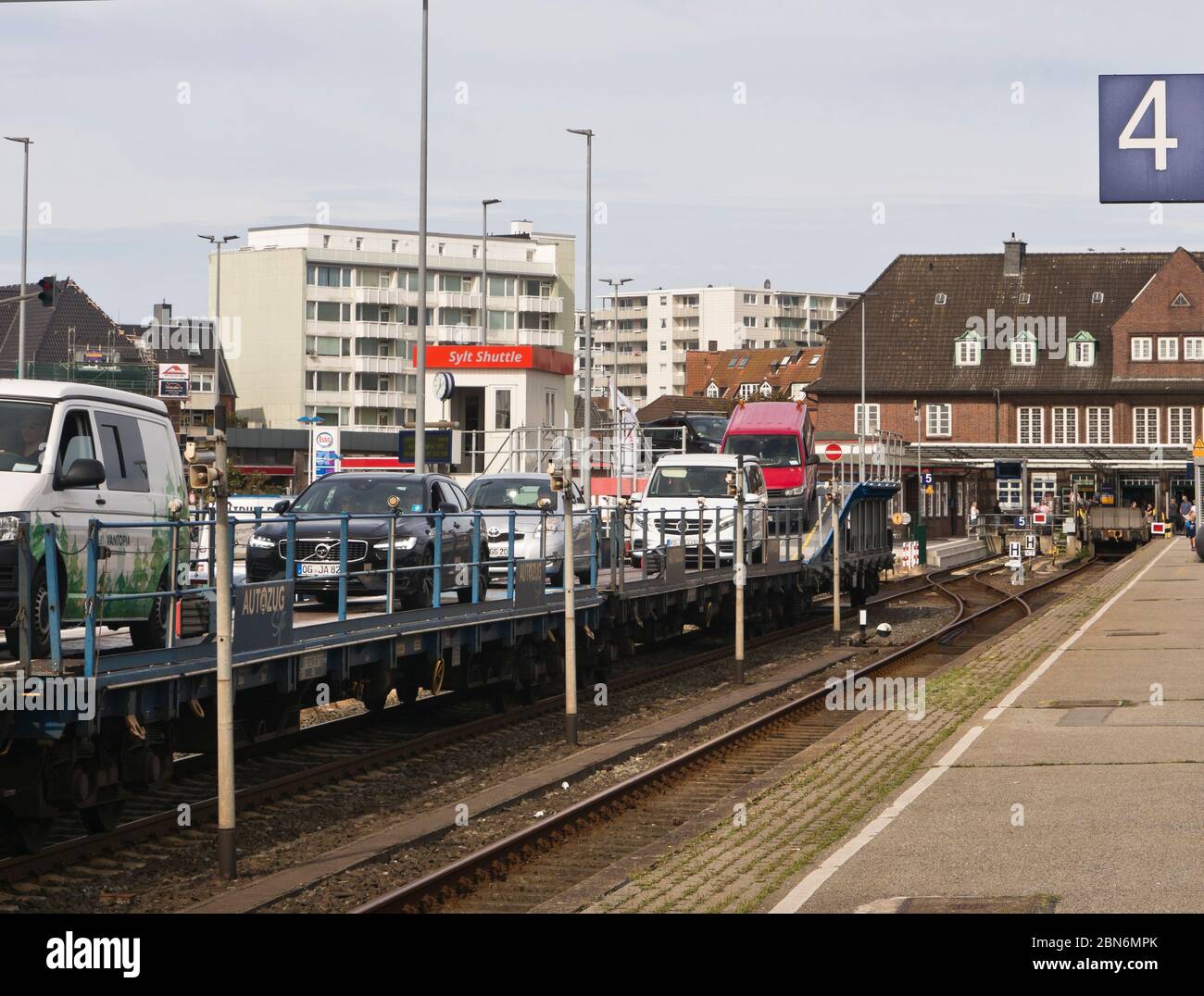 Bahnhof in Westerland Sylt, Schleswig-Holstein Deutschland, werden Fahrzeuge von der Insel per Bahn über das Wattenmeer transportiert Stockfoto