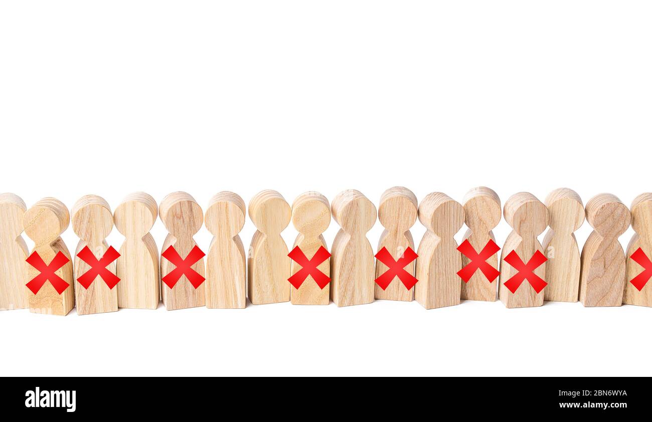Linie von Menschen mit roten X. Verlust von Arbeitsplätzen und massiven Personal Mitarbeiter Stellenabbau. Reduzierung der MitarbeiterInnen zur Aufrechterhaltung des Geschäfts. Weitreichende Folgen der Krise Stockfoto