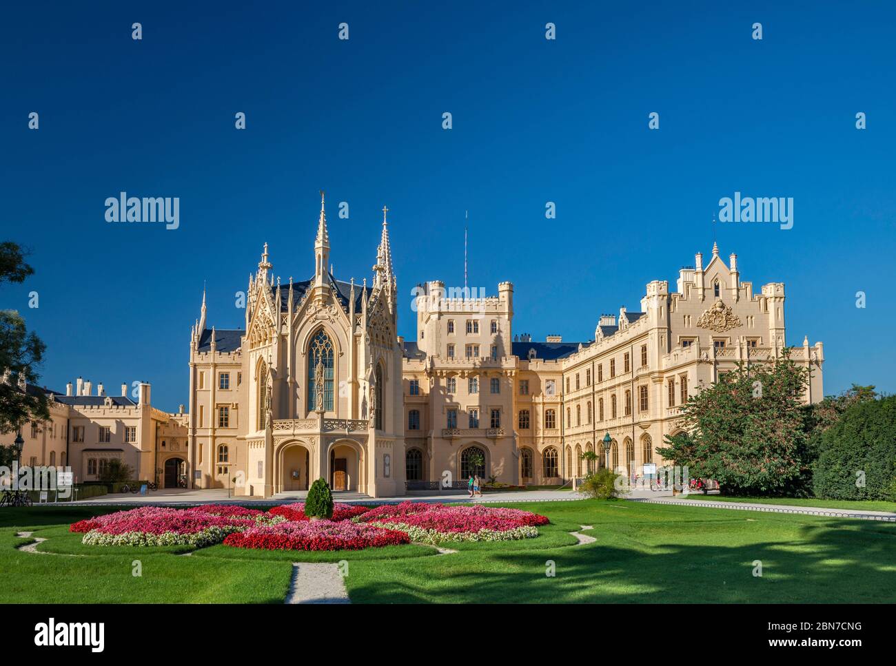 Palast in Lednice, UNESCO-Weltkulturerbe, Mähren, Tschechische Republik, Mitteleuropa Stockfoto