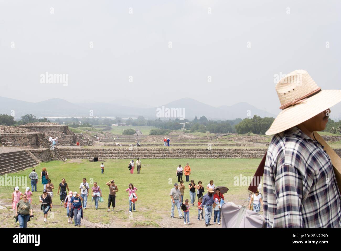 Teotihuacán, Staat Mexiko, Mexiko - Pyramide der Sonne und des Mondes Stockfoto