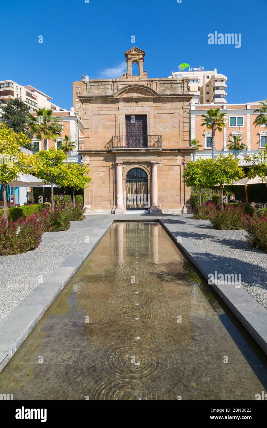 Alter Glockenturm in Malaga Marina, Malaga, Andalusien, Spanien, Europa Stockfoto