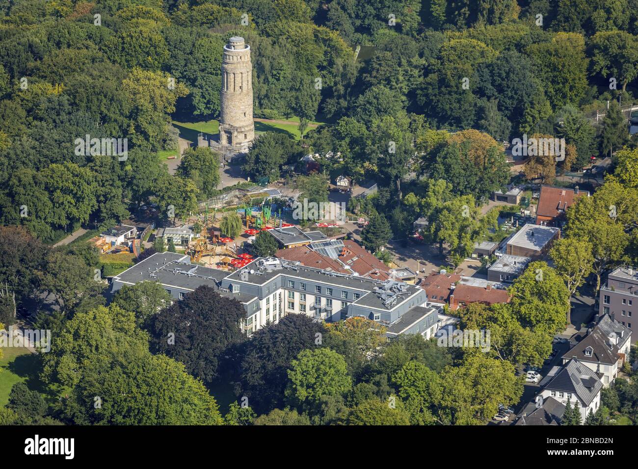 , Zoo Bochum und Bismarckturm, 23.08.2017, Luftaufnahme, Deutschland, Nordrhein-Westfalen, Ruhrgebiet, Bochum Stockfoto