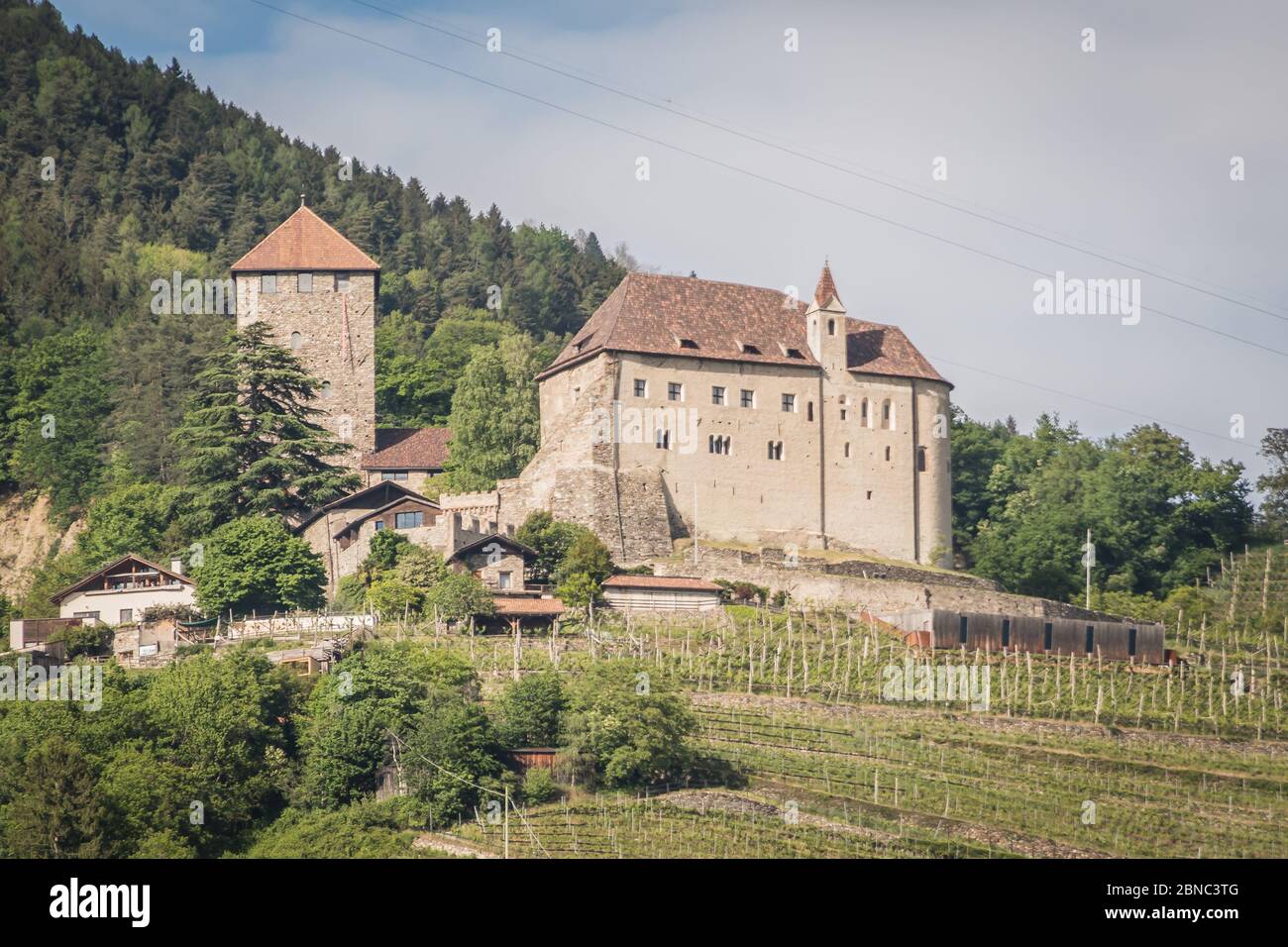 Schloss Tirol, bei Meran Meran, in Südtirol Italien Stockfoto