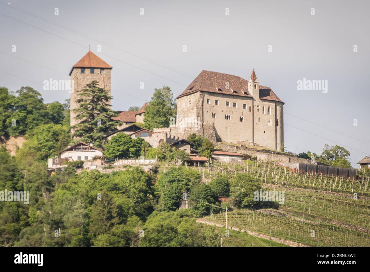 Schloss Tirol, bei Meran Meran, in Südtirol Italien Stockfoto