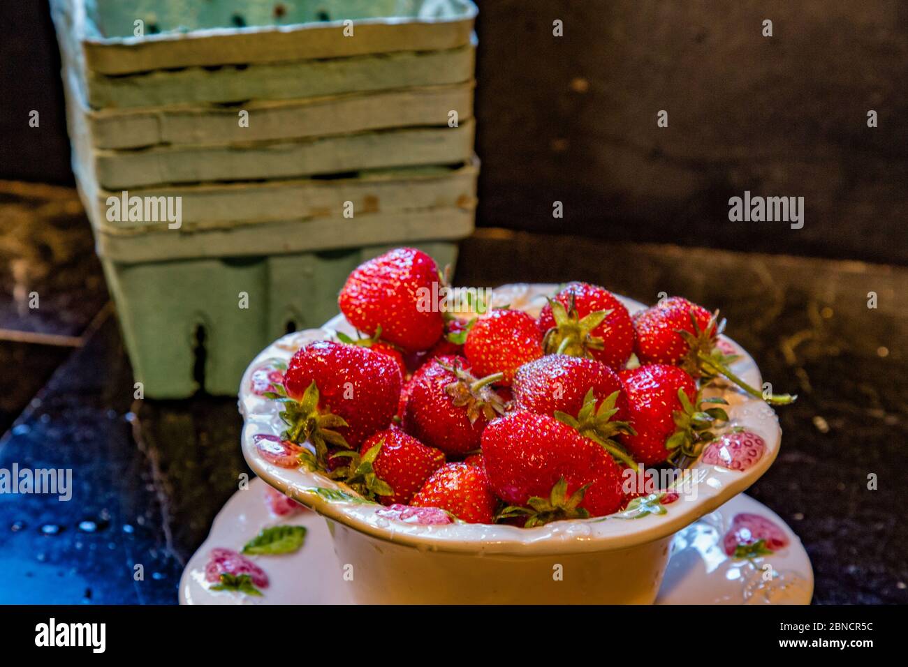 Frisch gepflückten Erdbeeren Stockfoto