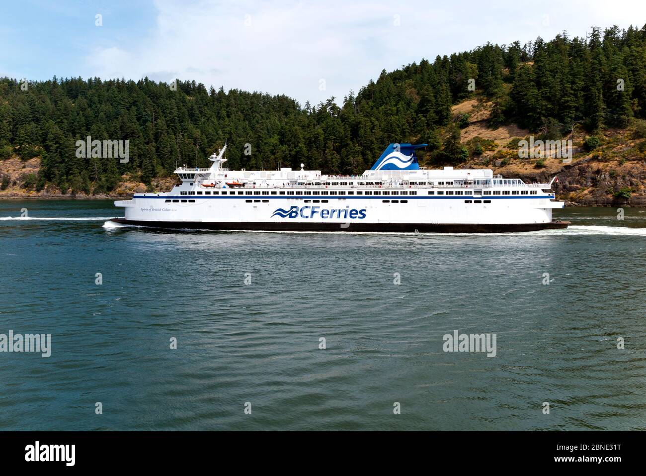 Fähre Geist von British Columbia zwischen Galiano Island und Mayne Insel im Golf Island Group, British Columbia, Kanada, Mai 2015. Stockfoto