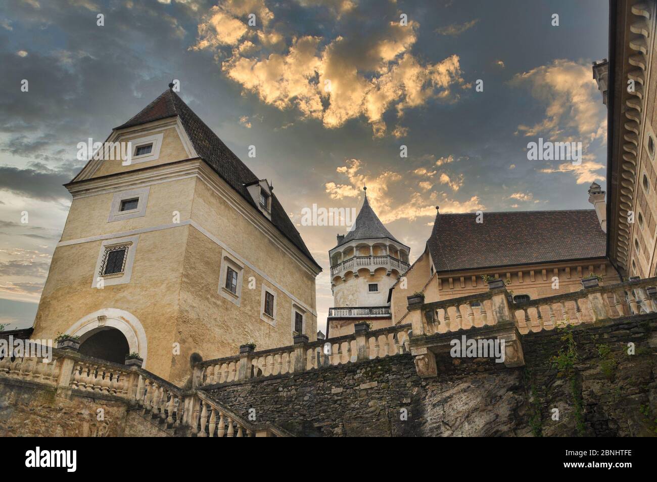 Schloss Rosenburg. Eines der meistbesuchten Renaissance-Schlösser Österreichs inmitten des Naturparks Kamptal Stockfoto
