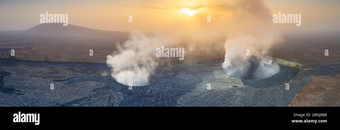 Panorama des Erta Ale Vulkans bei Sonnenuntergang, Danakil Depression, Afar Region, Äthiopien, Afrika Stockfoto