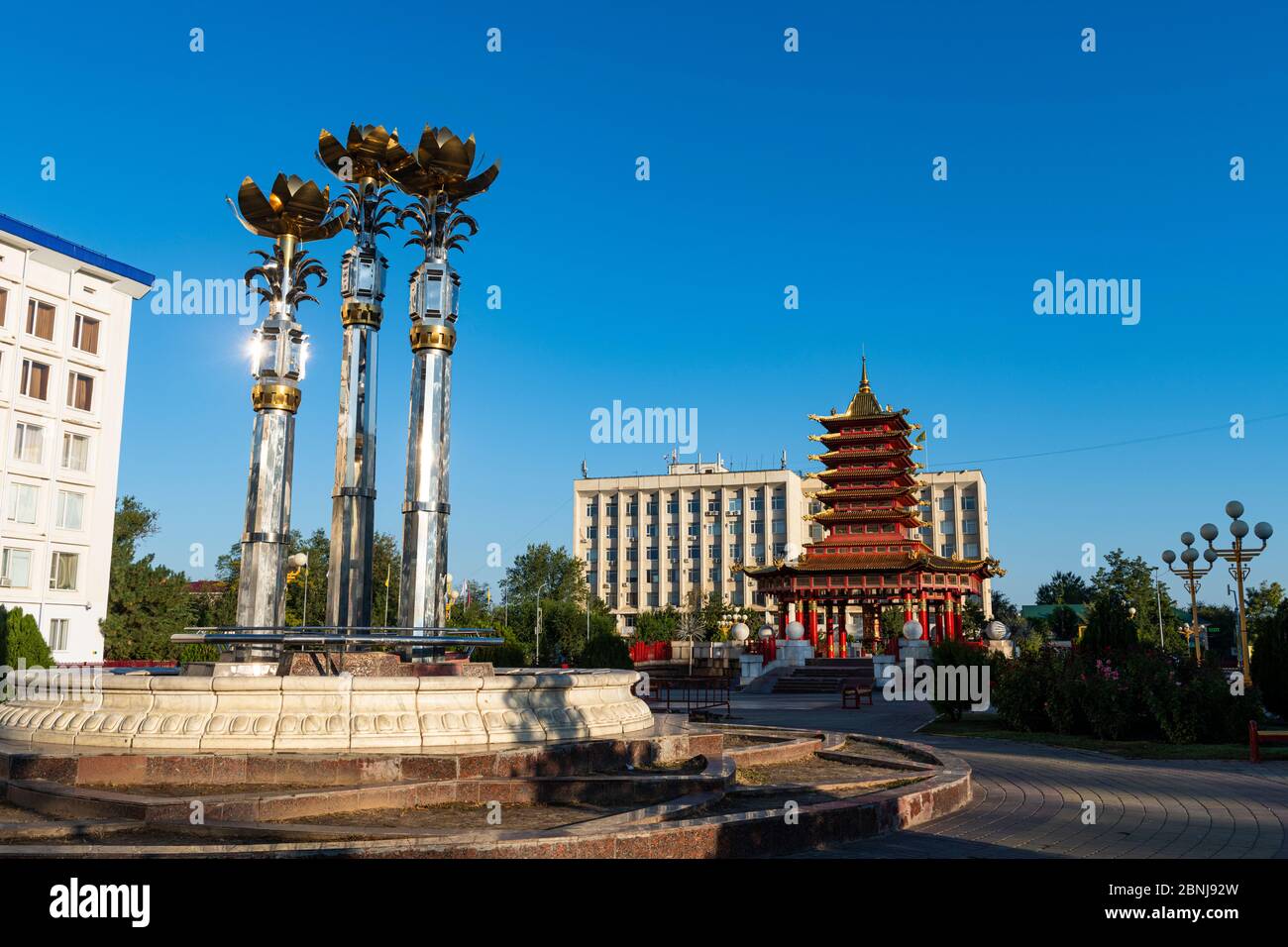 Pagode der sieben Tage, Elista, Republik Kalmückien, Russland, Eurasien Stockfoto