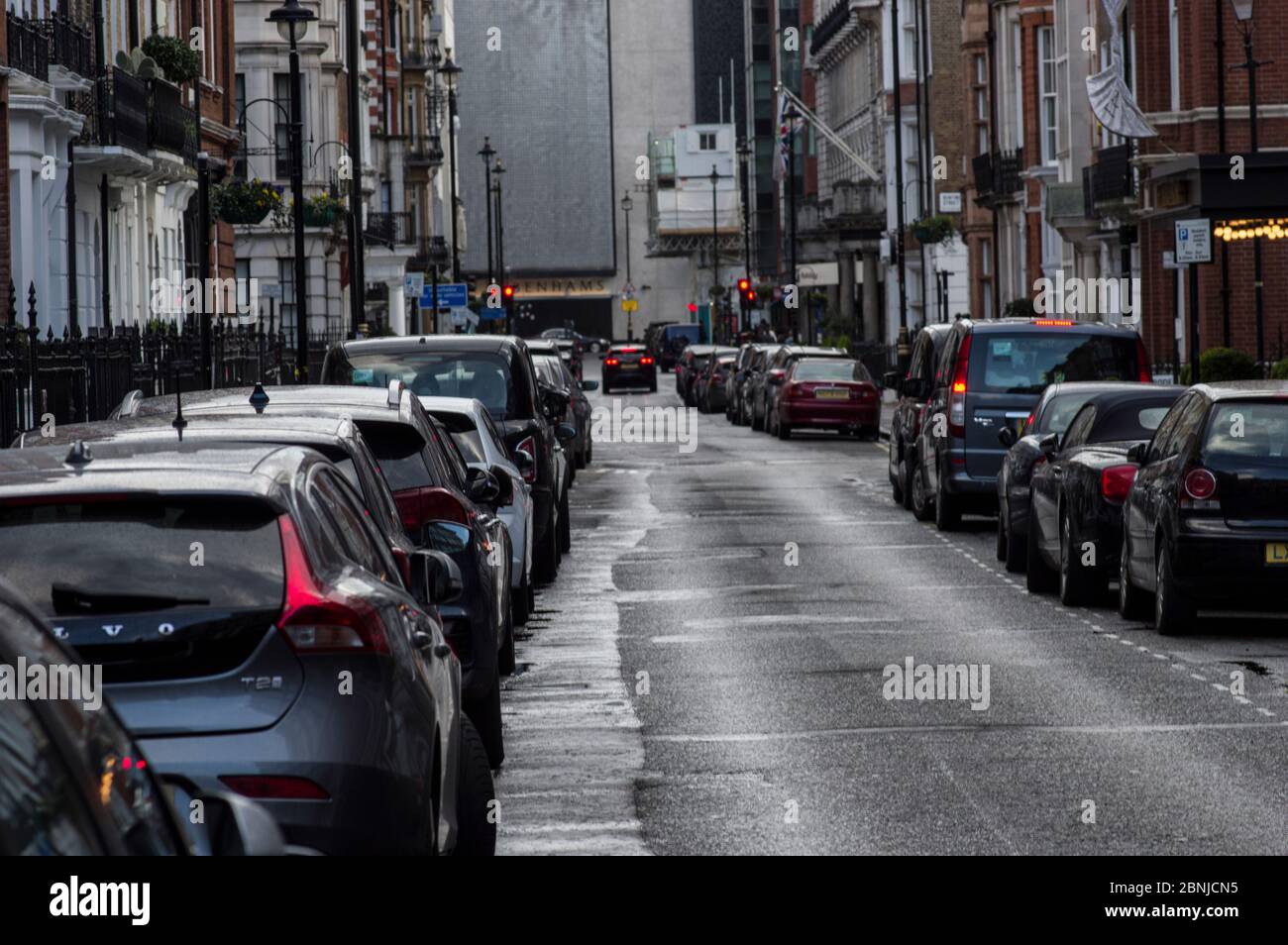 Leere londoner Straßenszene Stockfoto