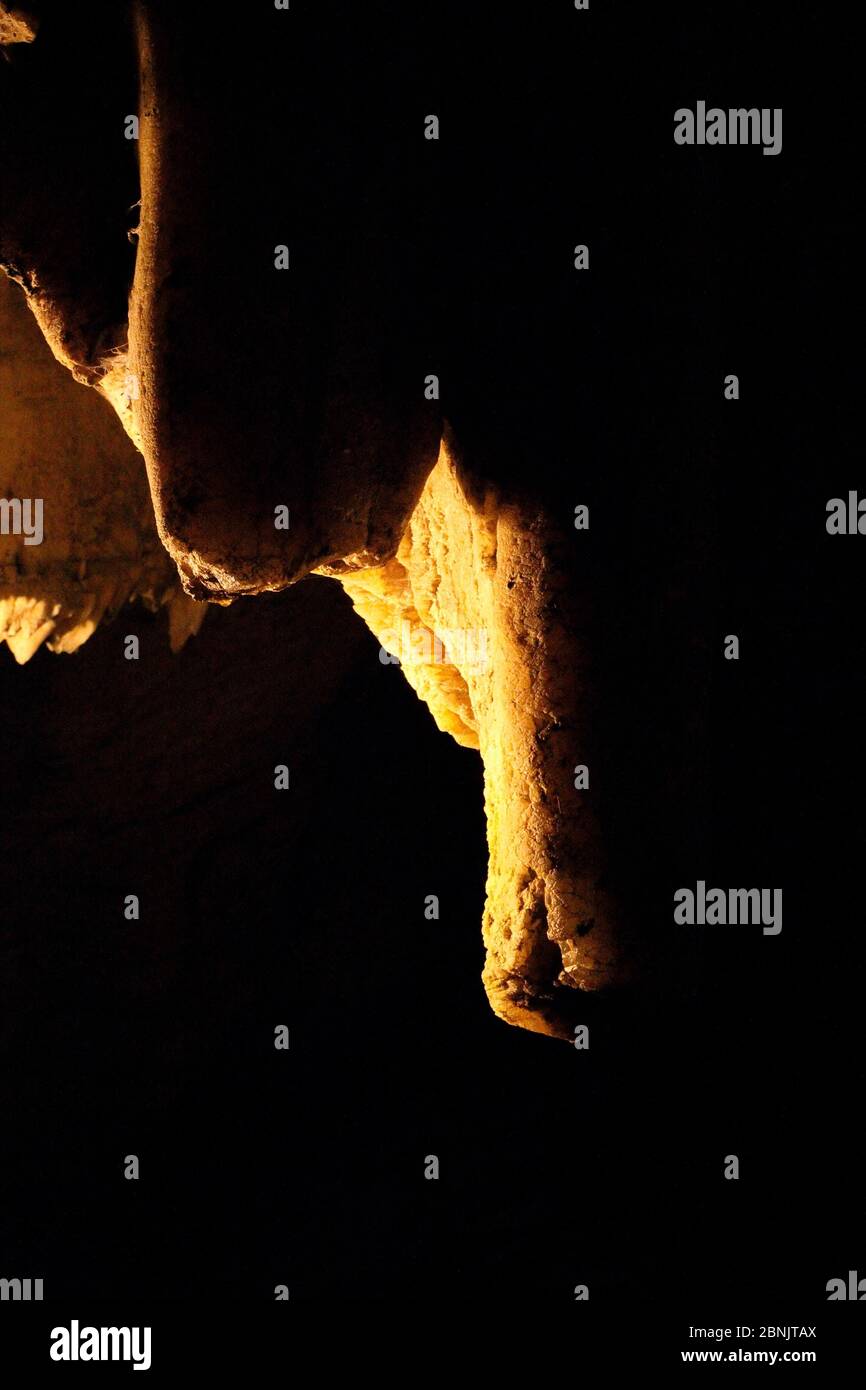 Paros, Kykladen, Griechenland. In der Nähe der Tropfsteinhöhle Spalte in der Höhle von Antiparos, eine erstaunliche Höhle für seine reiche Tropfsteinhöhlen berühmt und Stockfoto