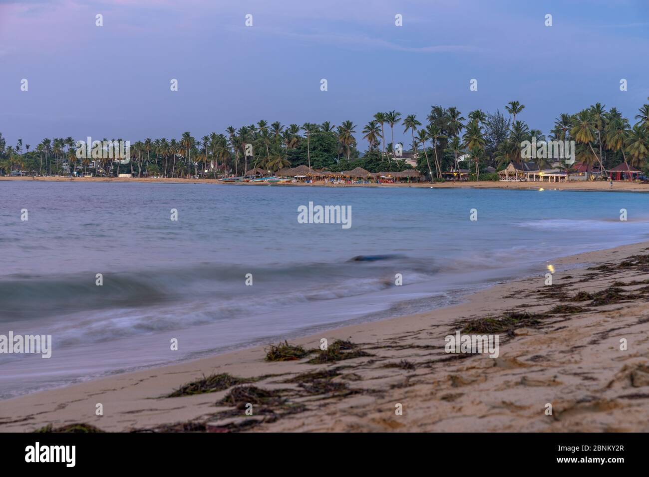 Amerika, Karibik, große Antillen, Dominikanische Republik, Samaná, Las Terrenas, Abendstimmung am Strand von Las Terrenas Stockfoto