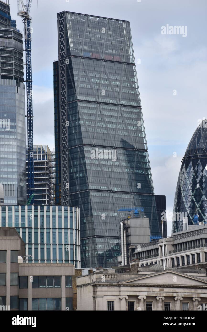 Der Wolkenkratzer des Leadenhall Building im Zentrum von London, England, Großbritannien Stockfoto