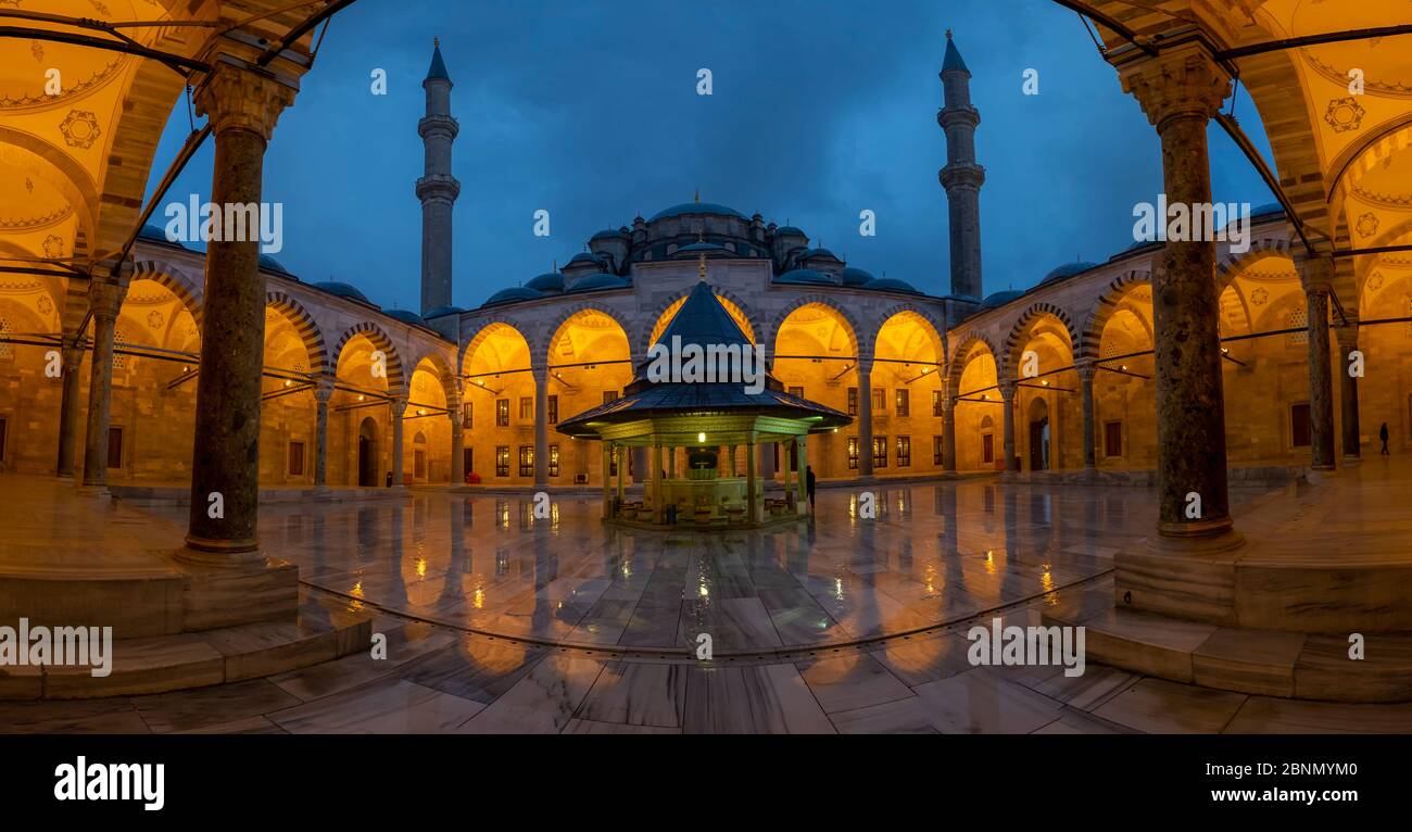 Türkei, Istanbul, Fatih Gemeinde, Quartal Fatih, Fatih Moschee Stockfoto