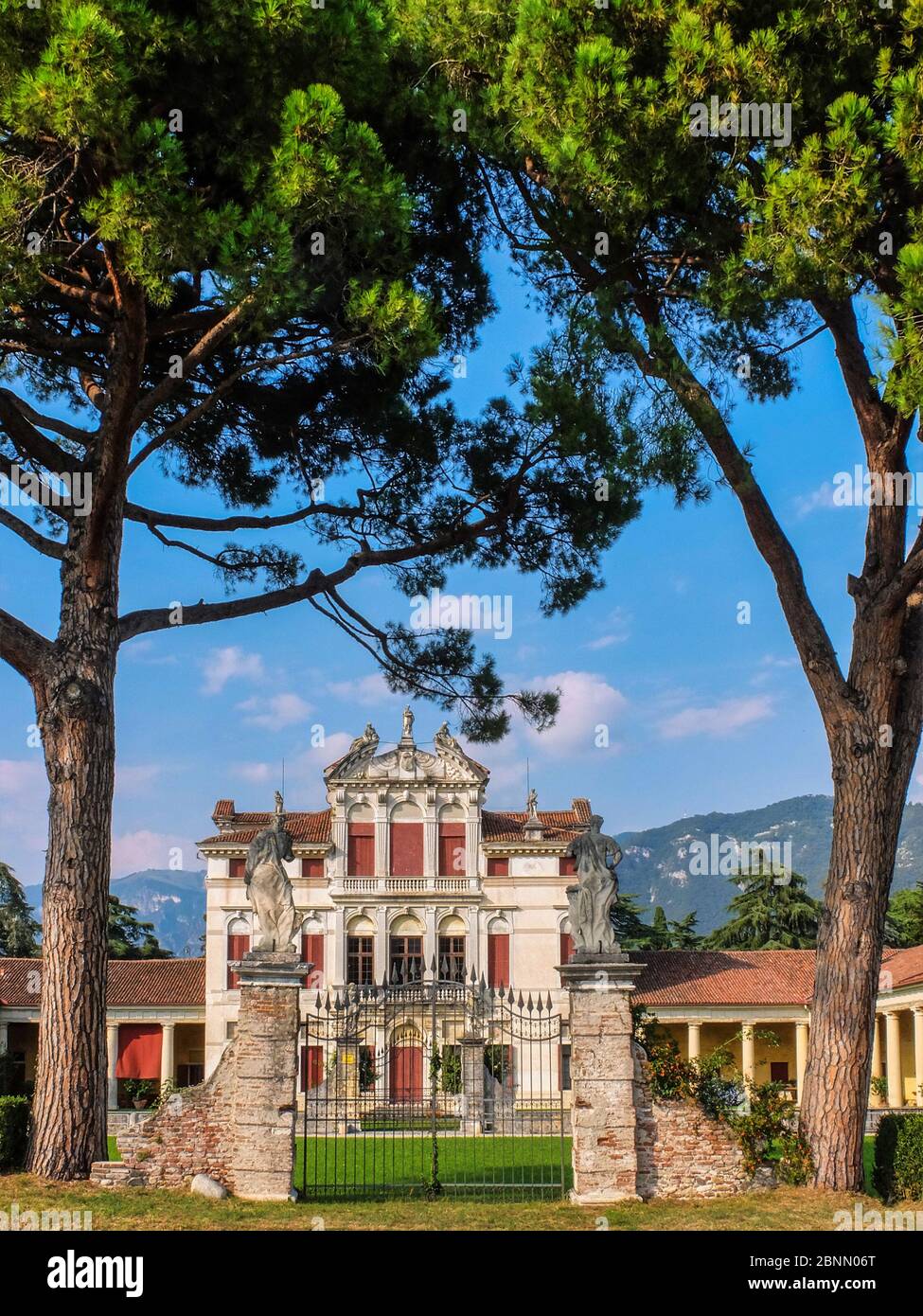 Villa Angarano ist eine venezianische Villa in Bassano del Grappa (Provinz Vicenza). Ursprünglich von Andrea Palladio um 1548 konzipiert. Stockfoto