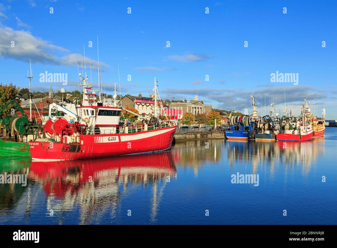 Trawler auf Penrose Wharf, Stadt Cork, County Cork, Munster, Irland, Europa Stockfoto