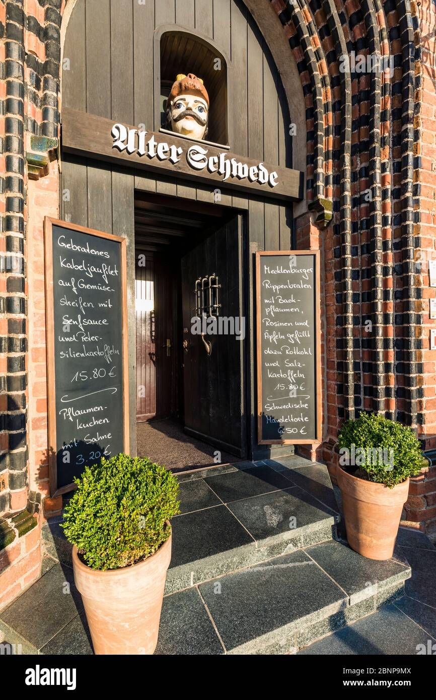 Deutschland, Mecklenburg-Vorpommern, Wismar, Hansestadt, Altstadt, Marktplatz, Restaurant Alte Schwede, Speisekarte Stockfoto